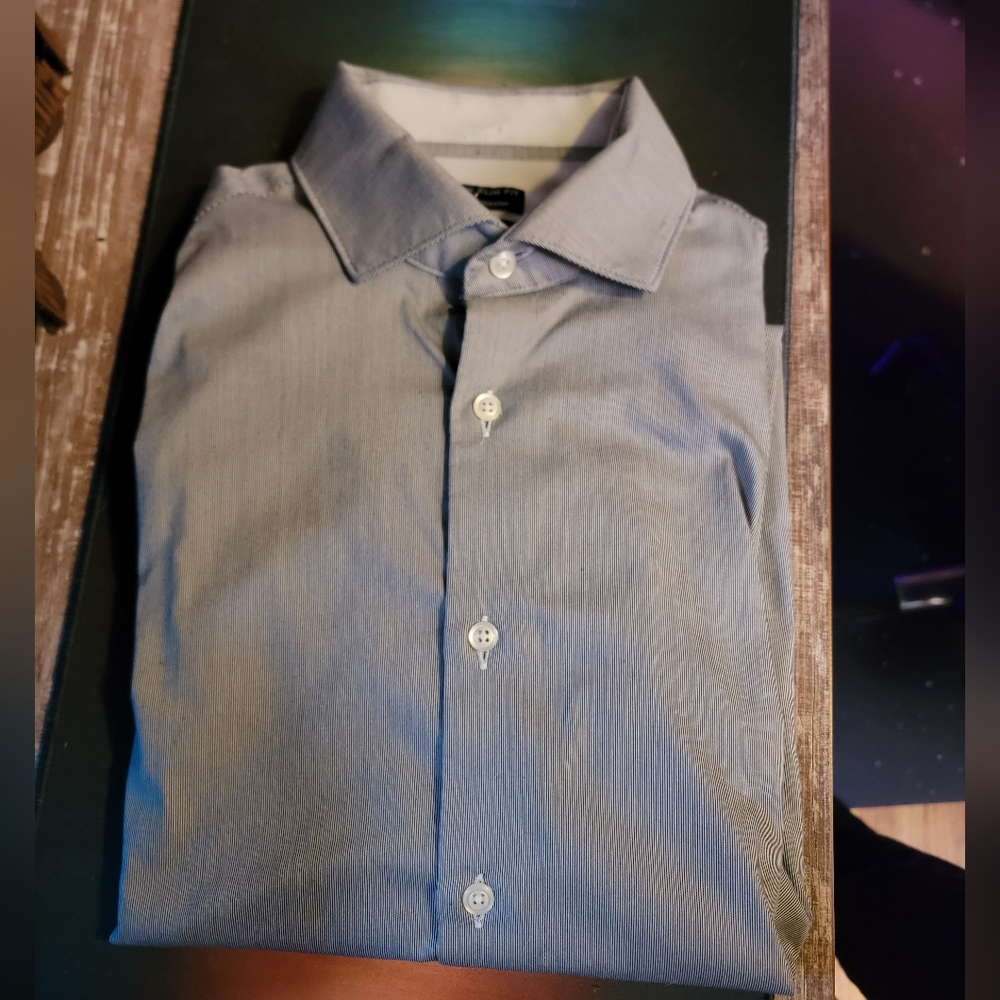 JOE dress shirt.
